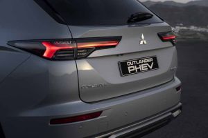 New-Outlander-PHEV