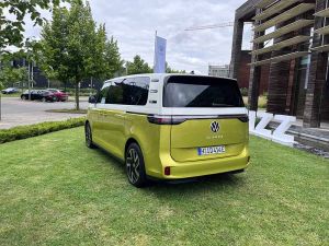 VW ID Buzz 2024 - In Internationale Fahrpräsentation Expo Hannover