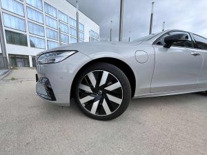 Volvo S90 Recharge T8 AWD PHEV 445 PS